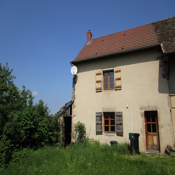 Offres de vente Maison de village Beaubery 71220